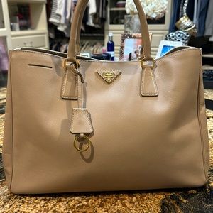 Prada galleria Saffiano bag in beige 100 percent authentic